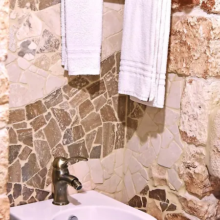 Arco Gaudi - Alcoba Batllo 3*