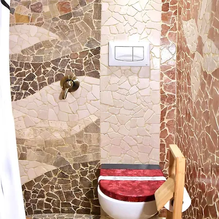Arco Gaudi - Alcoba Batllo Panzió