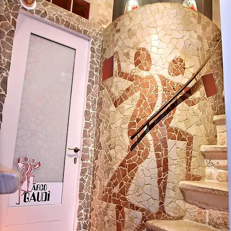 Arco Gaudi - Alcoba Batllo Putignano